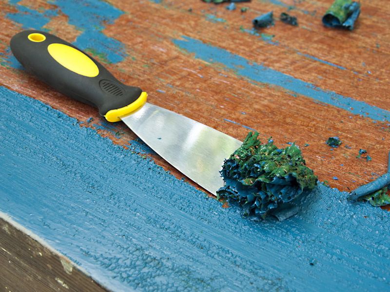 Как снять старую краску?