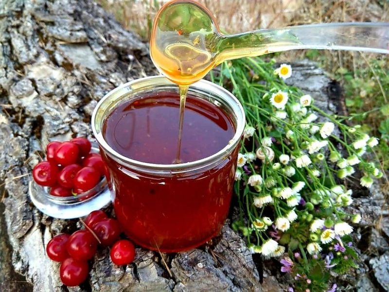 Мед с каротином…и не только