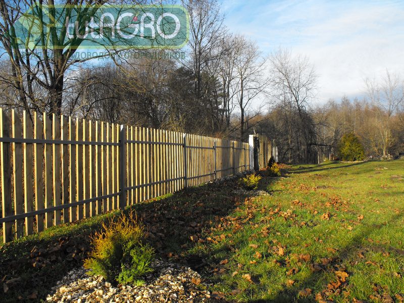 Чаще всего заказывают прозрачные заборы, чтобы был виден красивый ландшафтный дизайн у дома - AGROzen